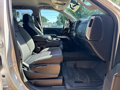 Used 2017 Chevrolet Silverado 1500 LT w/ All Star Edition AWD/4WD image 24