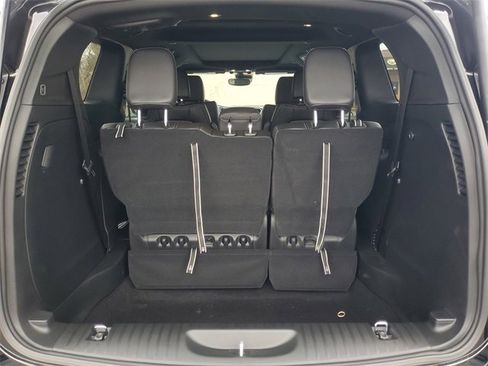 New 2026 Chrysler Pacifica Select image 9