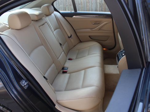 Used 2011 BMW 535i xDrive Sedan image 37