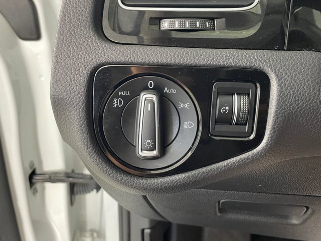 Used 2015 Volkswagen Golf TDI SEL FWD image 15