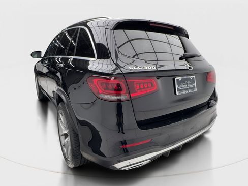 Used 2022 Mercedes-Benz GLC 300 4MATIC w/ AMG Line image 10