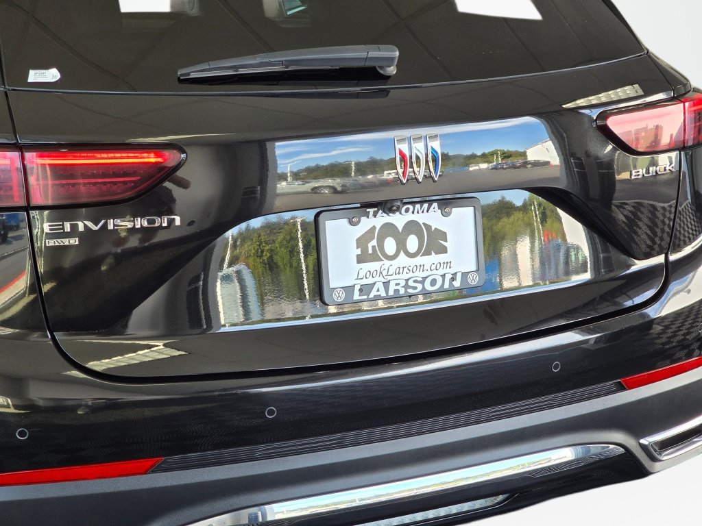 Used 2024 Buick Envision Preferred AWD/4WD image 13