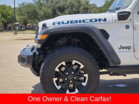 Used 2024 Jeep Wrangler Unlimited Rubicon 4xe AWD/4WD image 11