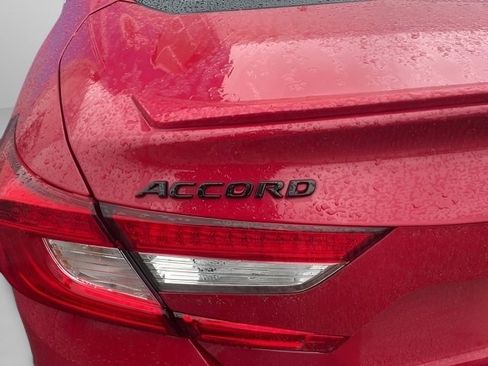 Used 2020 Honda Accord Sport image 14