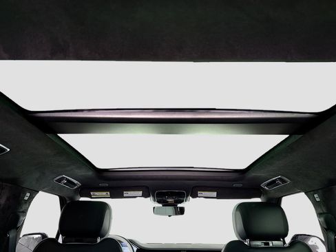 Used 2025 Land Rover Range Rover Sport Autobiography image 21