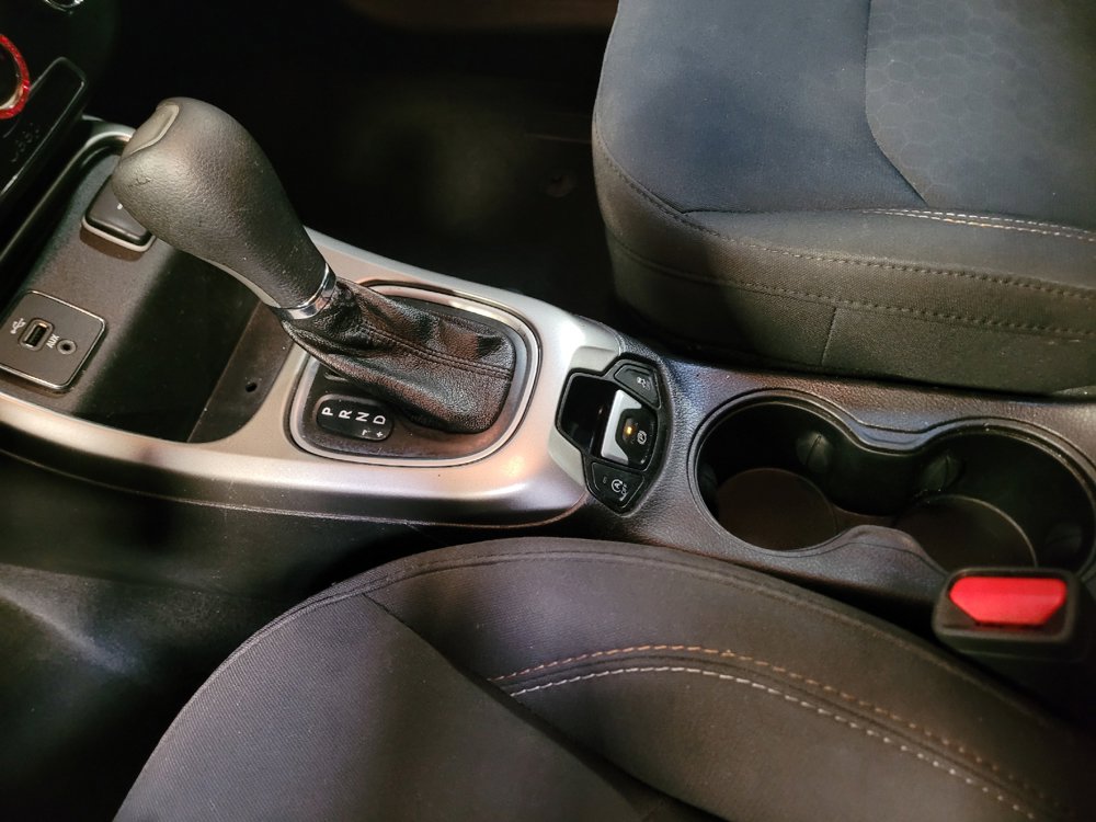Used 2018 Jeep Compass Sport FWD image 26
