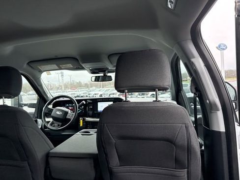 Used 2023 Ford F250 XLT w/ FX4 Off-Road Package image 30