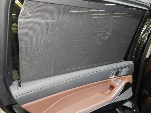 Used 2020 BMW X7 xDrive40i w/ Premium Package image 24