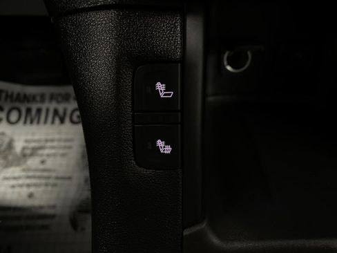 Used 2017 GMC Acadia SLE image 24