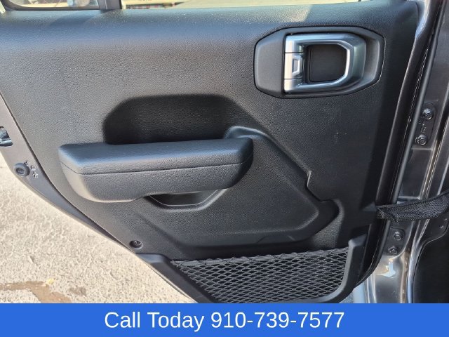 Used 2022 Jeep Gladiator Sport AWD/4WD image 24