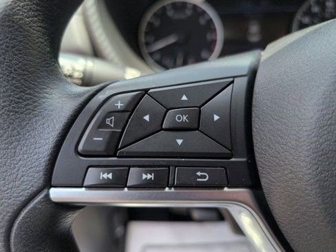 Used 2025 Nissan Sentra SV FWD image 20