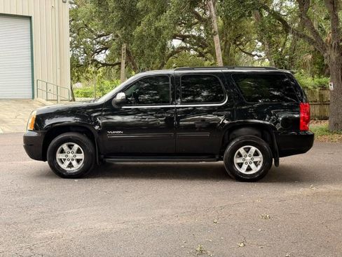 Used 2014 GMC Yukon SLE AWD/4WD image 7
