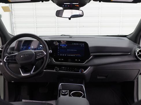 Used 2026 Chevrolet Equinox LT w/ Midnight Edition FWD image 25