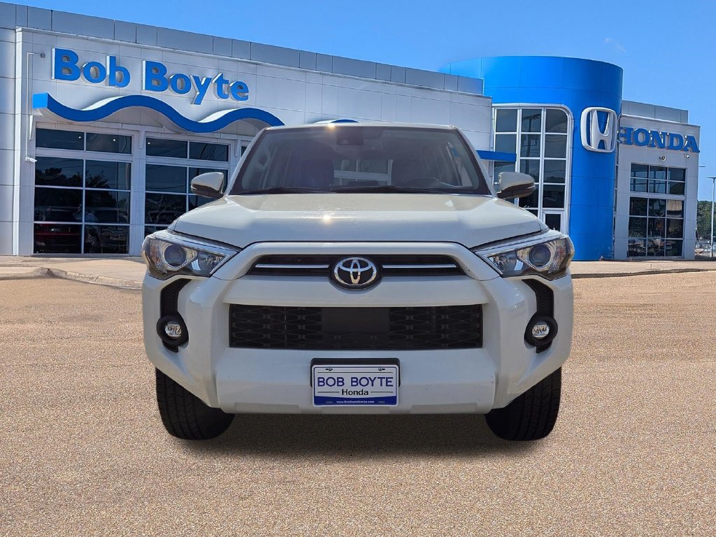 Used 2023 Toyota 4Runner SR5 Premium w/ Moonroof Package RWD image 2