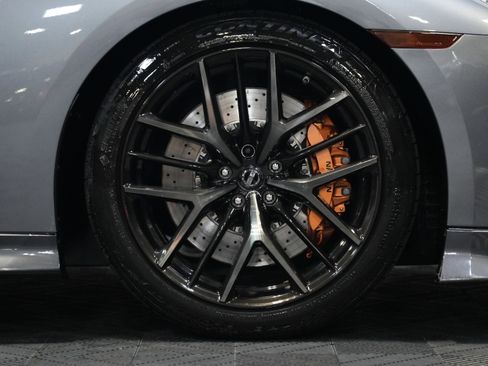 Used 2019 Nissan GT-R image 50