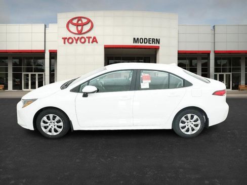 New 2026 Toyota Corolla LE image 9