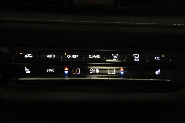 Used 2023 Buick Envision Essence w/ Sport Touring Package AWD/4WD image 26