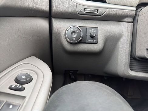 Used 2017 Chevrolet Traverse LT w/ Traveler's Package AWD/4WD image 26