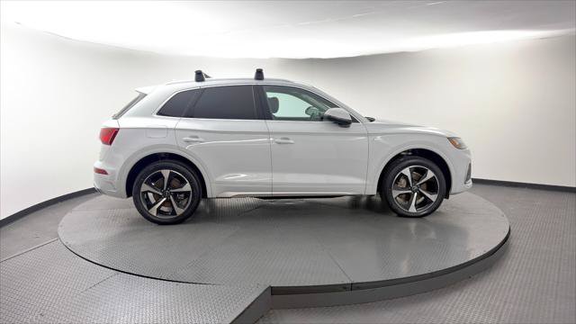 Used 2023 Audi Q5 2.0T Premium Plus w/ Premium Plus Package AWD/4WD image 9