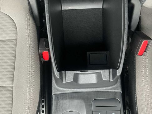 Used 2022 Ford Escape SE w/ Convenience Package image 31