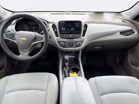 Used 2023 Chevrolet Malibu LT FWD image 13