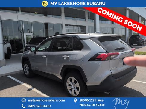 Used 2020 Toyota RAV4 LE w/ All Weather Liner Package AWD/4WD image 8