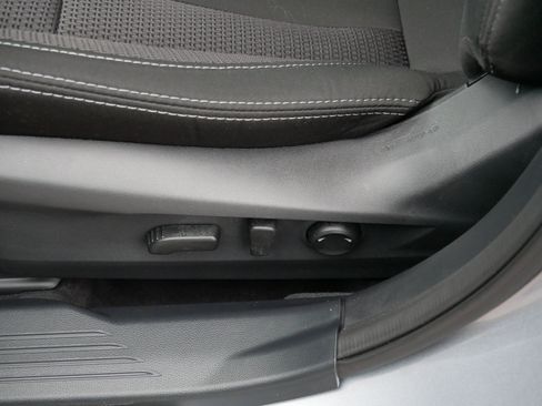 Used 2025 Subaru Outback Premium image 19