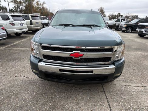Used 2009 Chevrolet Silverado 1500 LT w/ Regional Value Package image 12