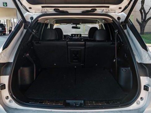 Used 2023 Mitsubishi Outlander SE image 6