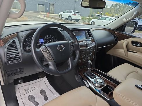 Used 2017 Nissan Armada Platinum image 22
