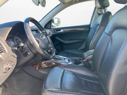 Used 2017 Audi Q5 2.0T Premium Plus w/ Technology Package image 13