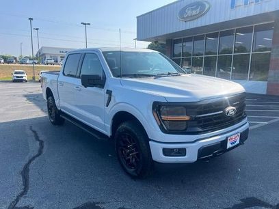 New 2025 Ford F150 XLT w/ Equipment Group 302A MID