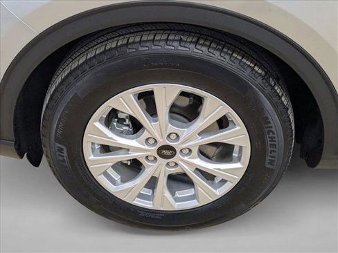 Used 2024 Ford Escape Active w/ Cold Weather Package image 26