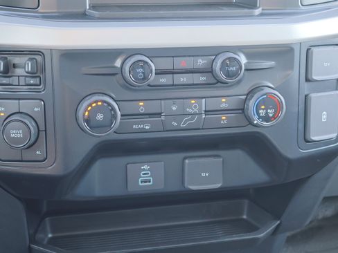 New 2025 Ford F350 XL w/ XL Chrome Package image 30