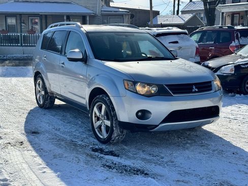 Used 2007 Mitsubishi Outlander XLS image 3