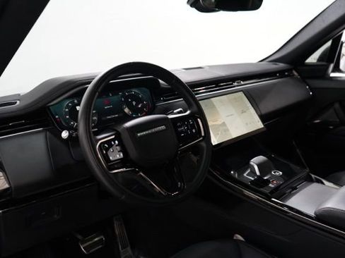 Used 2024 Land Rover Range Rover Sport Dynamic SE image 16