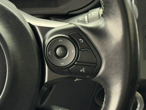 Used 2022 Toyota GR86 image 17