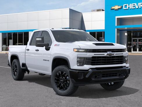 Used 2026 Chevrolet Silverado 2500 Custom w/ Custom Value Package image 9