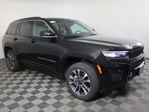 New 2025 Jeep Grand Cherokee Overland image 2