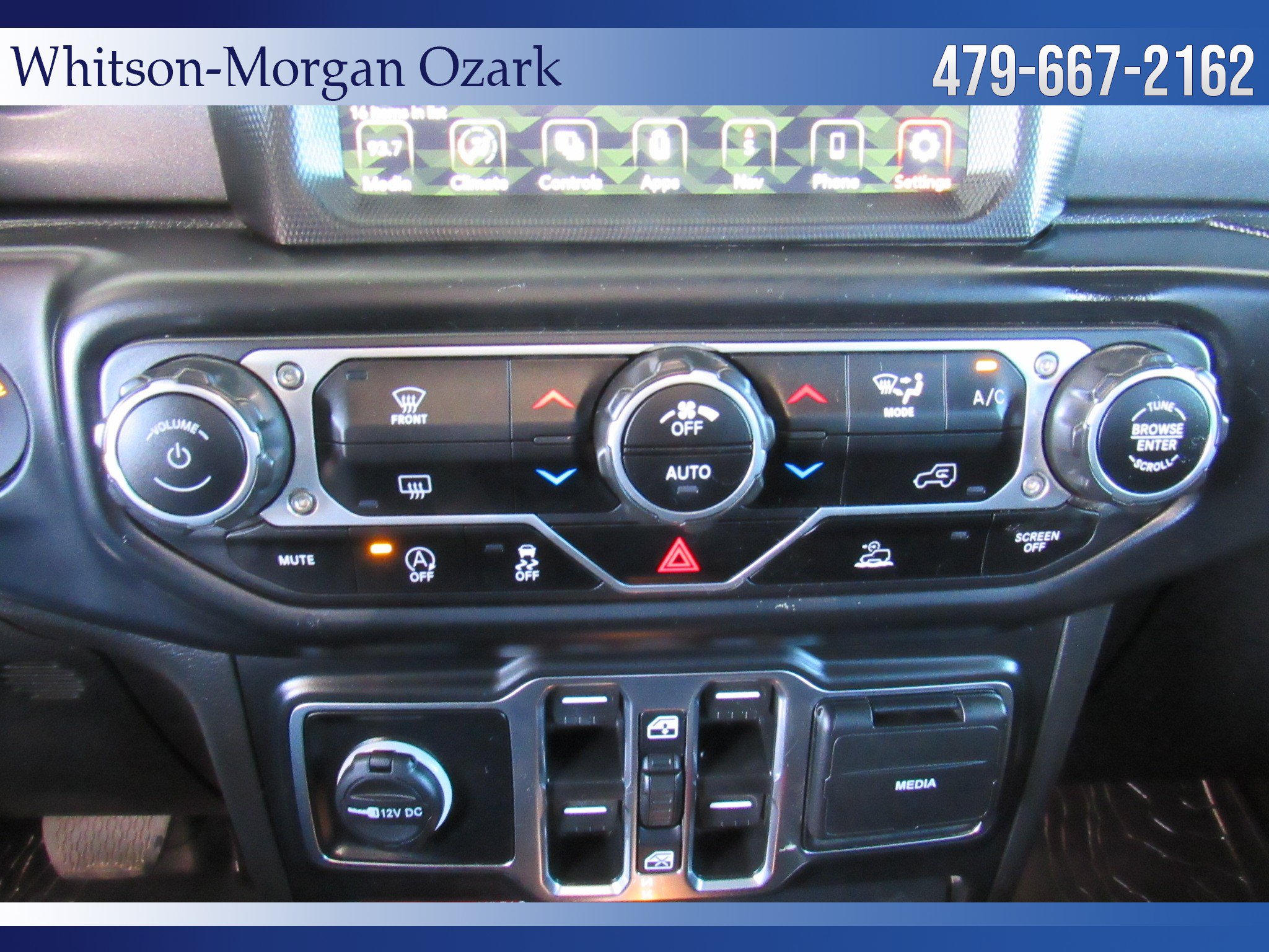 Used 2023 Jeep Gladiator Mojave w/ Trailer Tow Package AWD/4WD image 52