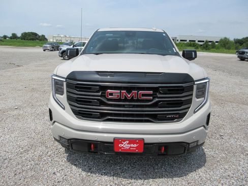 New 2026 GMC Sierra 1500 AT4 w/ AT4 Premium Package AWD/4WD image 11