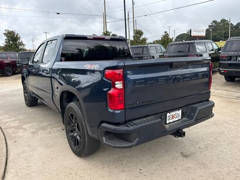 Used 2023 Chevrolet Silverado 1500 Custom w/ LPO, Dark Essentials Package AWD/4WD image 10