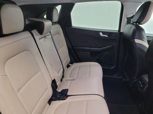 Used 2021 Ford Escape Titanium image 19