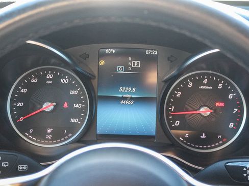 Used 2020 Mercedes-Benz GLC 300 image 30