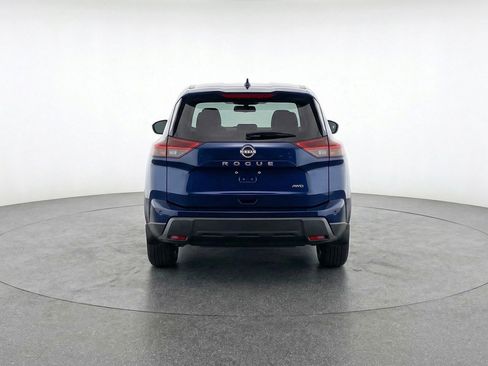 Used 2025 Nissan Rogue SV image 7