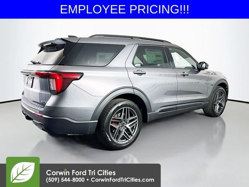 New 2026 Ford Explorer ST-Line AWD/4WD image 15