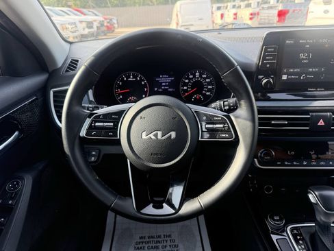 Used 2023 Kia Seltos S FWD image 22
