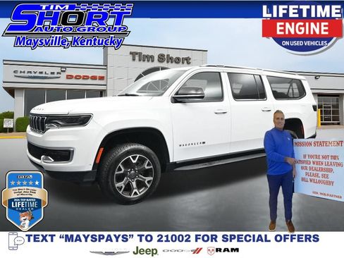 Used 2024 Jeep Wagoneer L Series III w/ Flexible Seating Group AWD/4WD image 1
