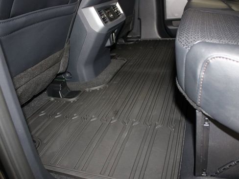 New 2026 Ford F250 Lariat w/ Black Appearance Package image 25