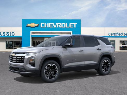 New 2026 Chevrolet Equinox LT w/ Convenience Package II FWD image 2